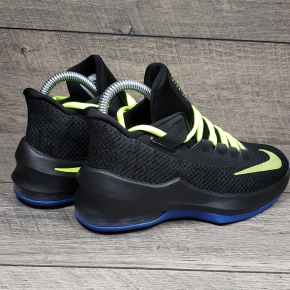 nike air max infuriate 4